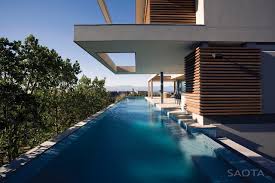 The creation of a relaxed family beach house where the owners could engage with family and friends was the task at hand, and this little gem certainly ticks all of the boxes. Contemporary Beachfront Home In South Africa Idesignarch Interior Design Architecture Interior Decorating Emagazine
