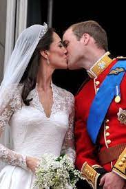 Prince william was born prince william arthur philip louis windsor on june 21, 1982, in london in september 2013, prince william announced that he would be leaving the military to focus on his. Die 230 Besten Ideen Zu Royal Hochzeit Prinz William Hochzeit Prinz William Prinz William Hochzeit