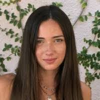 Tara Galvan's Instagram, Twitter & Facebook