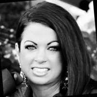 Bridget Shelton's Instagram, Twitter & Facebook