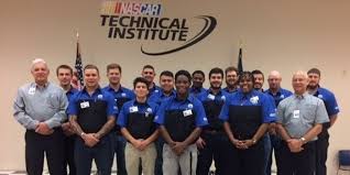 Students interested in nascar technical institute also found these other colleges to be an excellent match for them. Nascar Technical Institute Partners With Fca Us Llc To Offer Mopar Technical Education Curriculum Training Program