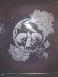 Weitere ideen zu glasgravur, gravur, glas. 7 Glasritzen Ideen Glas Schadelzeichnung Sugarskulltattoos