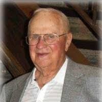 Henry Hoff's Instagram, Twitter & Facebook