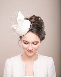 How To Make A Pillbox Hat With Veil Google Search Bridal Hat Bridal Fur Wedding Hats
