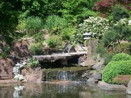 Bild Mini Wasserfall Zu Japanischer Garten In Kaiserslautern