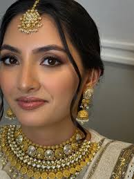 ANNIE SHAH HAIR & MAKEUP ARTIST (@annieshahmakeup) • Instagram photos and  videos