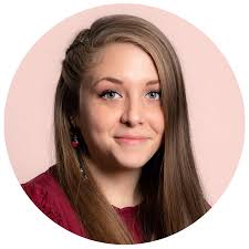 Nicole Dye's Instagram, Twitter & Facebook