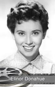 Pin de Dale Sullivan en Drawing Poses/Ideas en 2025