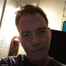 What time are people showing up