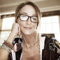 Leslie Hanks Email & Phone Number