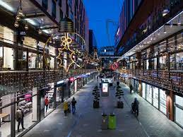 London designer outlet is the first of its type to set up shop in the capital. London Designer Outlet Wembley Park London Mk Illumination