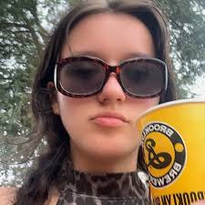 had the most amazing time performing for the Women's Golf in Porthcawl  today. So lovely hearing the welsh language again 🏴󠁧󠁢󠁷󠁬󠁳󠁿  #womensgolf #singersongwriter #singer #songwriter #acousticset #acoustic  #acousticmusic #acousticsession #gigging ...