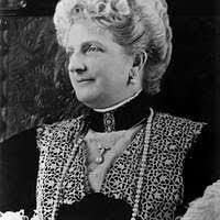 Dame Flora Reid circa 1910