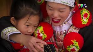 ĐẤT VÀ NGƯỜI XỨ TUYÊN