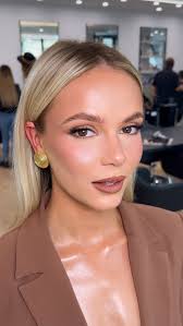 That’s that’s me, Espresso ☕️ , My stunning @lornamunro for the  @natalieannehair @undergroundspirits Espresso Martini launch 😮‍💨🤤🤌🏼, I  LOVED using @christinasikaliasbeauty lip@liners in Cocoa & Spice ...