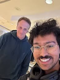 Looking for a roommate or room in Oakland or Berkeley?