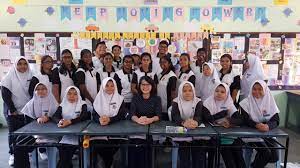 Smk seksyen 3 bandar kinrara. Smk Seksyen 1 Bandar Kinrara Kelas 5 Delta 2018 Youtube