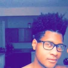 Denzel Barnes (@Right2MyFans)