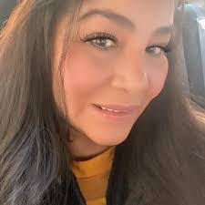 Alexandra Barba's Instagram, Twitter & Facebook