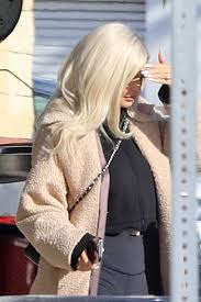Shop kendall & kylie women's jackets & coats at up to 70% off! Kylie Jenner In Teddy Faux Fur Coat 01 09 2019 Celebmafia