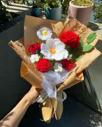 Tiệm len móc • Hoa len • Handmade | 🌸Mừng ngày Phụ nữ Việt Nam 20-10🌸 📍Tiemlenmoc ~ Hoa len ~ HCM ___ #hoalen #hoachucmung #quatang #quatangbangai #quatangme #hcm #crochet... | Instagram