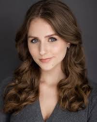 Kelly Tressler's Instagram, Twitter & Facebook