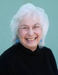 Vicki Moss's Instagram, Twitter & Facebook