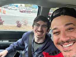 Aron Barbell (@dontcallmeayayron) • Instagram photos and videos