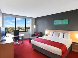 Our melbourne airport hotel offers 207 spacious, soundproof guest rooms with modern amenities, premium bedding and a pillow menu for the best sleep experience possible. Holiday Inn Melbourne Airport Updated 2021 Prices Hotel Reviews Tullamarine Australia Tripadvisor