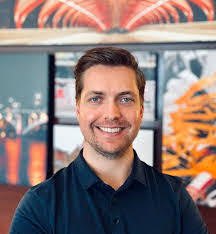 Omar Simmonds's Instagram, Twitter & Facebook