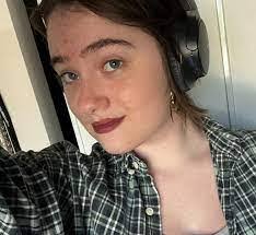 Whitney Sapp's Instagram, Twitter & Facebook