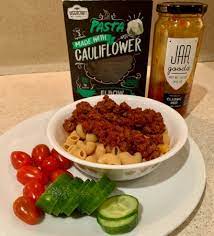 There are 156 calories in 0.6 cup of classic red tomato sauce by jar goods from: Tried It Tuesday Jar Goods Sauces Giveaway Erica Finds