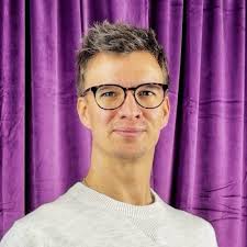 I couldn't be more proud to announce the promotion of Henry Traverso to SMB  Sales Manager for North America! Aside from being a truly incredible human,  Henry has been a trailblazer at