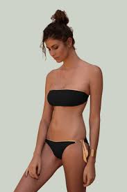Les maillots de bain femme dim ne sont pas seulement confortables, ils sont aussi très féminins et estivaux. Maillot De Bain Femme 2 Pieces Bandeau Reversible Bi Colore Noir Et Or Chic Et Sexy Maillot De Bain Haut De Gamme Pour Femme A Paris Beliza Swimwear