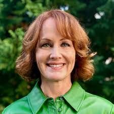 Julia Lemon's Instagram, Twitter & Facebook