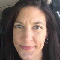 Karen Euler's Instagram, Twitter & Facebook