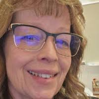 Deborah Enright's Instagram, Twitter & Facebook