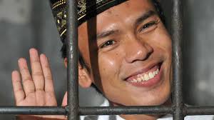 Persoalan urusan uang itu diklaim sudah selesai. I3zpebsrl4kxm
