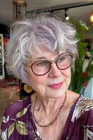 Linda Chenier's Instagram, Twitter & Facebook