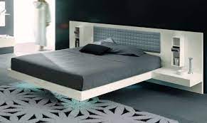 Fimar produce letti moderni sospesi con contenitore, armadi design e complementi notte, porta tv per armadi estraibili e mobili per la camera. Letti Sospesi Di Design Foto Design Mag