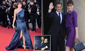 Find carla bruni tour schedule, concert details, reviews and photos. Sebastian Shakespeare Carla Bruni Reveals She Slept With Nicolas Sarkozy On Their Second Date Daily Mail Online