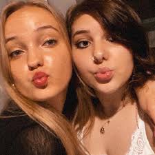 barrio or bust 😸 #bff