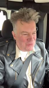 Sunday driving… It’s “l’ve Got the World