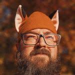 Dania Lewis's Instagram, Twitter & Facebook