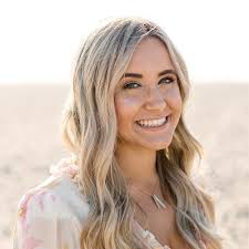 I am thrilled to announce I have accepted an offer with Alteryx as a Social  Media intern this summer. Thank you to the recruiters and social media team  for this opportunity and