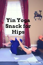 Free Yin Yoga Snack For Hips Youtube Quick Yoga Yin Yoga Hip Flexor