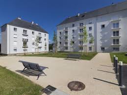 Une demande enregistrée en ligne sur ce site sera, après validation, visible par l'ensemble des organismes de logement social disposant de logements sur les communes demandées. Location Landerneau Logement Social Finistere Finistere Habitat
