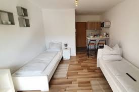 Der durchschnittliche kaufpreis für eine eigentumswohnung in celle liegt bei 2.321,69 €/m². Luneburger Heide Ferienunterkunft Privat Mieten