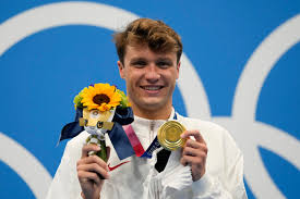Robert bobby finke (born november 6, 1999) is an american swimmer. U Uzai9tfjfwim