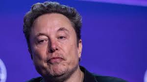 Elon Musk's boundary blurring relationships with women at SpaceX